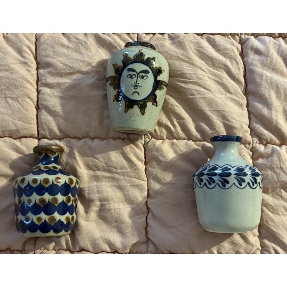 Vintage Tonala Pottery Mexico Floral Mexican Folk Art Bud‎ Vase Signed